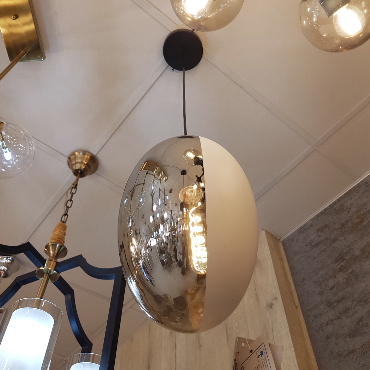 Biała, dymiona lampa wisząca CARLTON, elegancka, nowoczesna - Lumina Deco zdjęcie 3